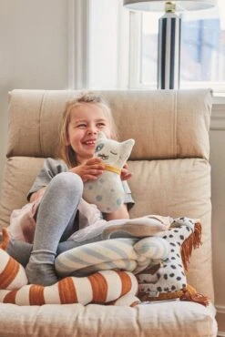 OYOY Baby Benny Cat Cushion 10 OYOY Baby Benny Cat Cushion -Furniture Discount Store BabyBennyCatCushion 3