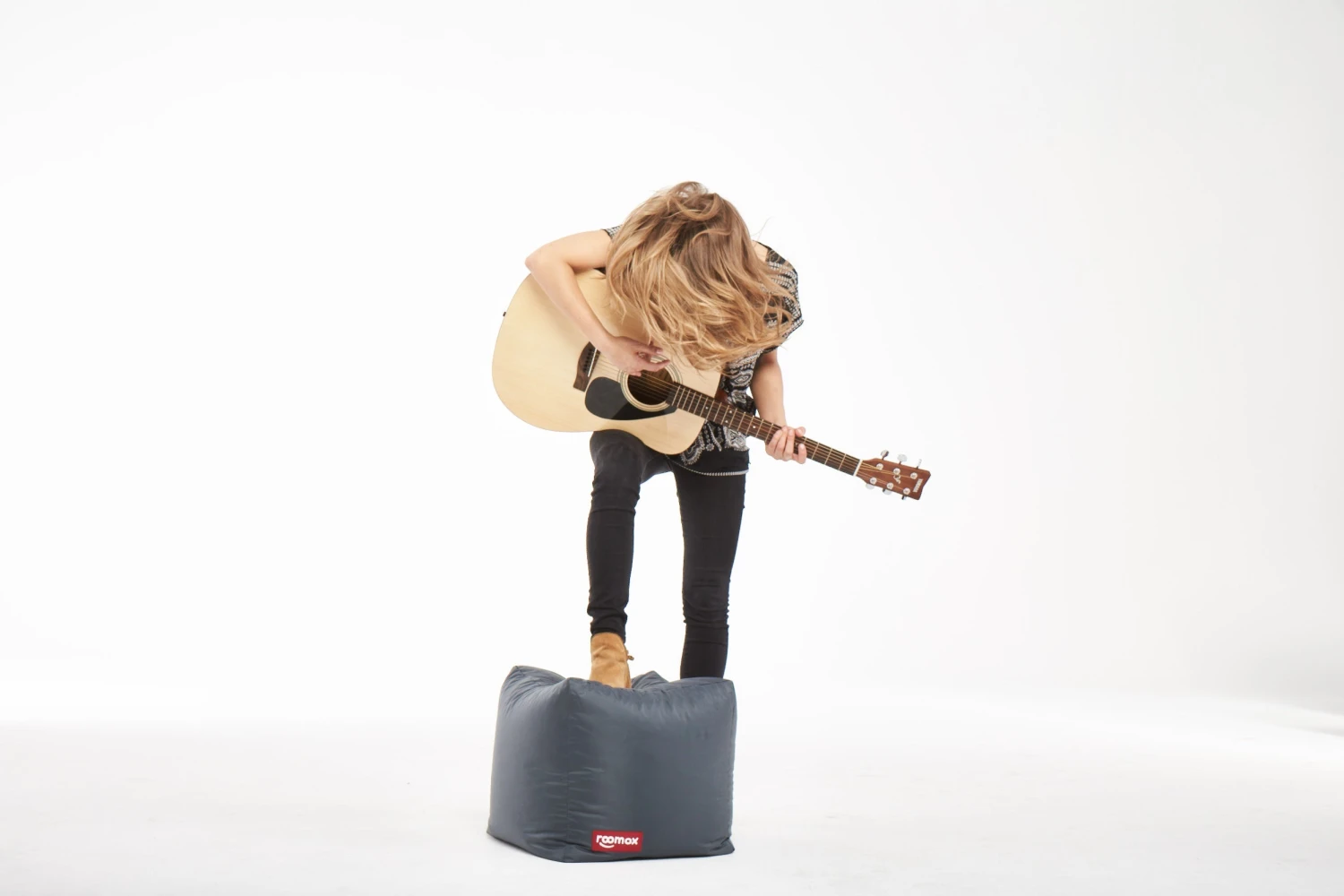 Cube Lounge Beanbag 13 Cube Lounge Beanbag - Image 13