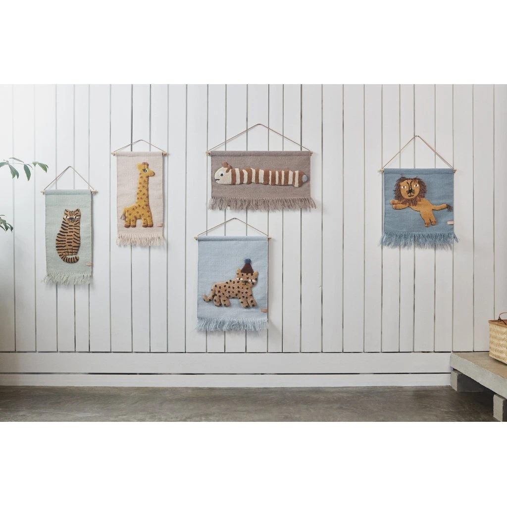 OYOY Jumping Lion Wallhanger 2 OYOY Jumping Lion Wallhanger - Image 2