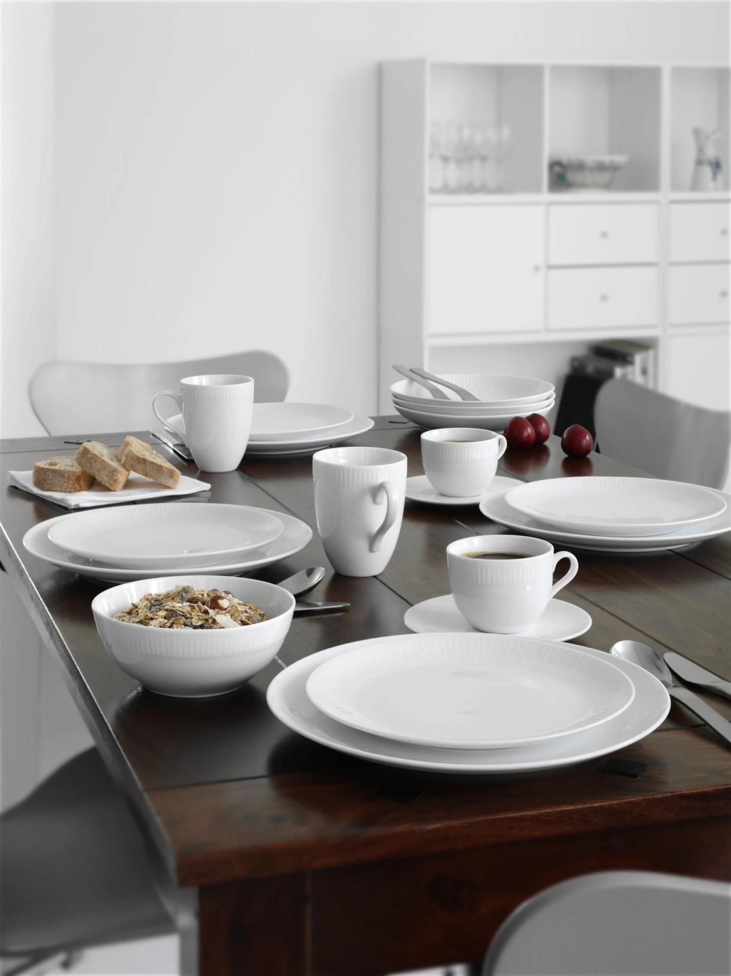 Aida Relief White Coffeecup With Saucer - Set Of 4 3 Aida Relief White Coffeecup With Saucer - Set Of 4 - Image 3